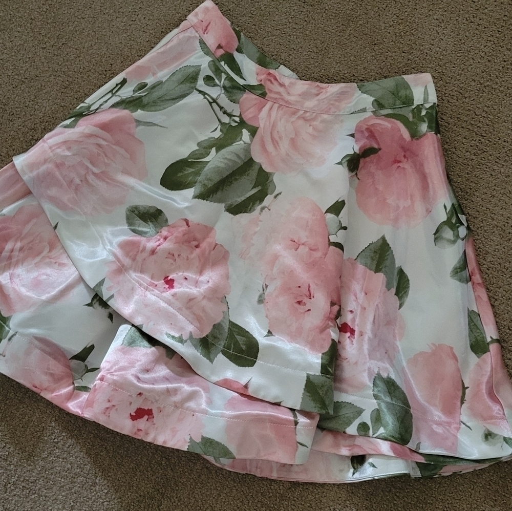 Speechless Juniors Floral Rose Multi Tiered Circle Spring Mini Skirt - Picture 13 of 13